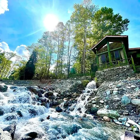 Chalet Doga Su Minimal Evler