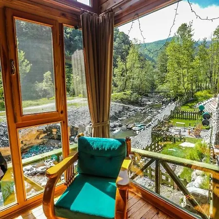 Doga Su Minimal Evler Chalet